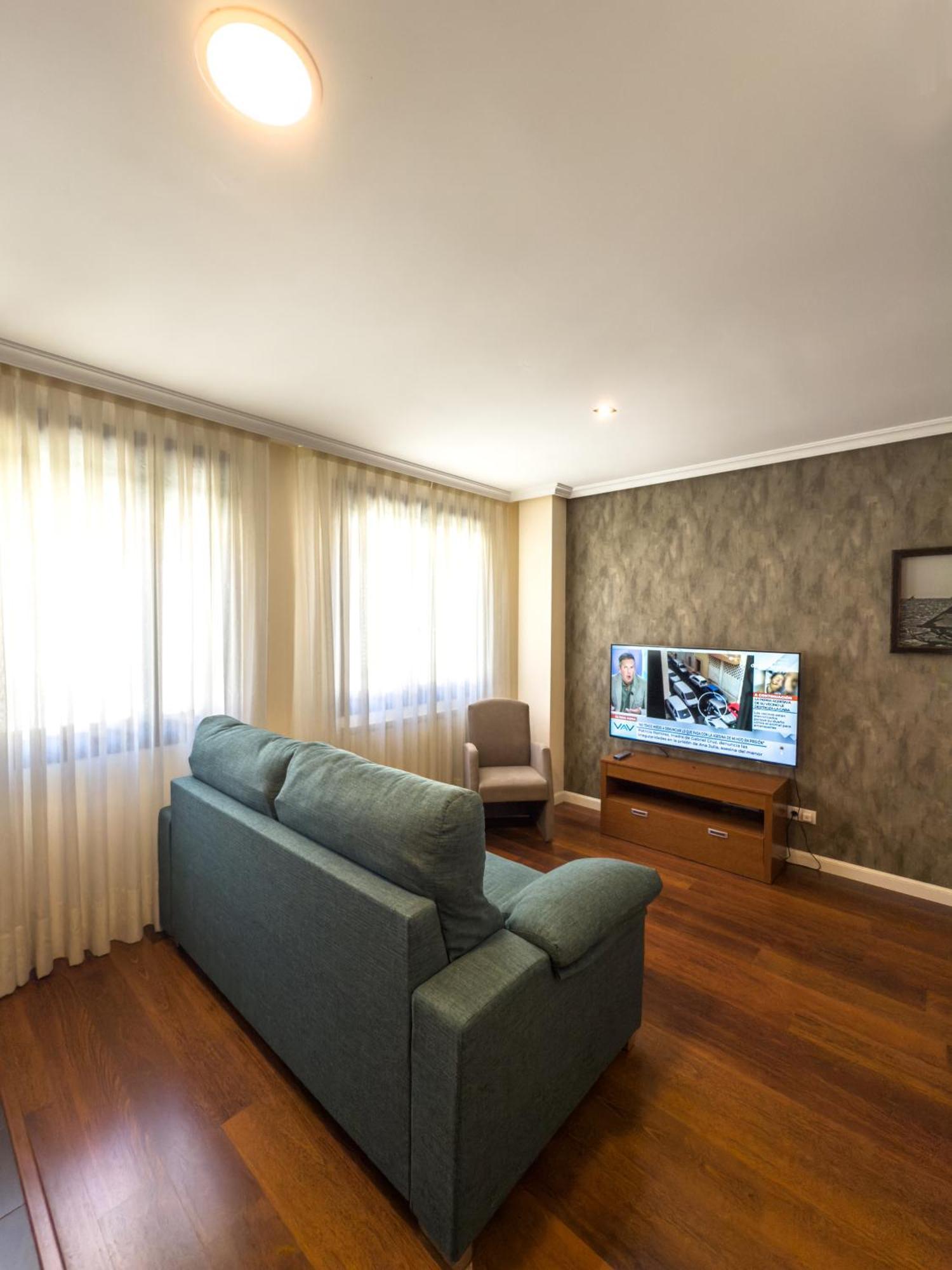 Apartamentos Verdemar Llanes Exteriér fotografie