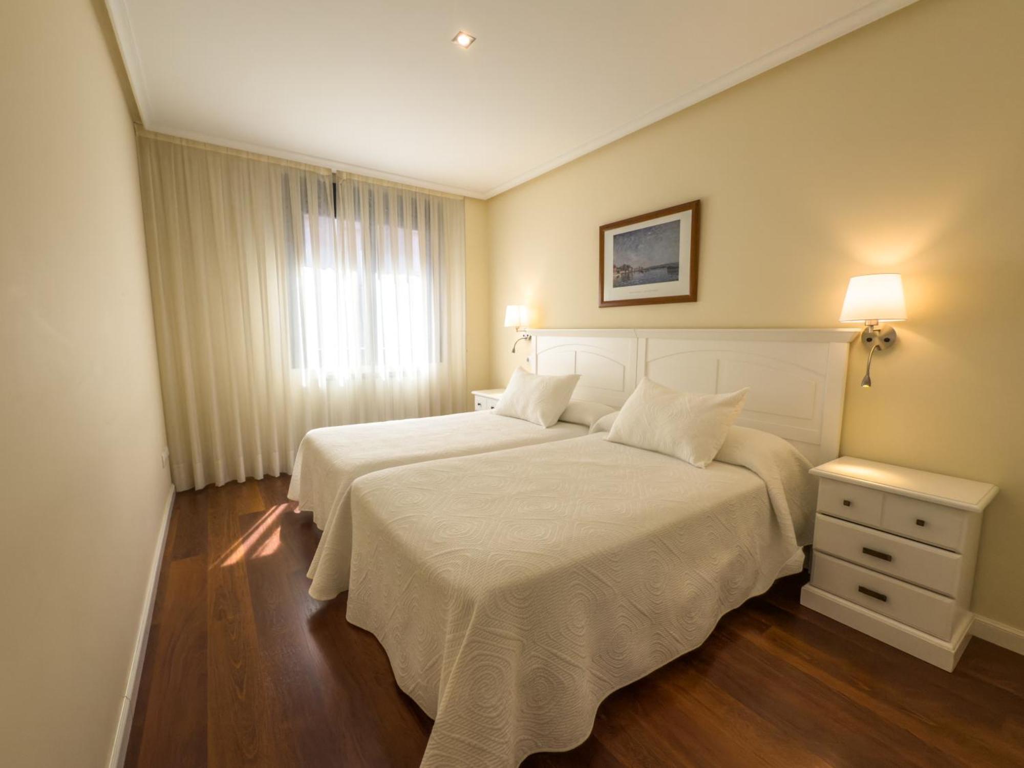 Apartamentos Verdemar Llanes Exteriér fotografie