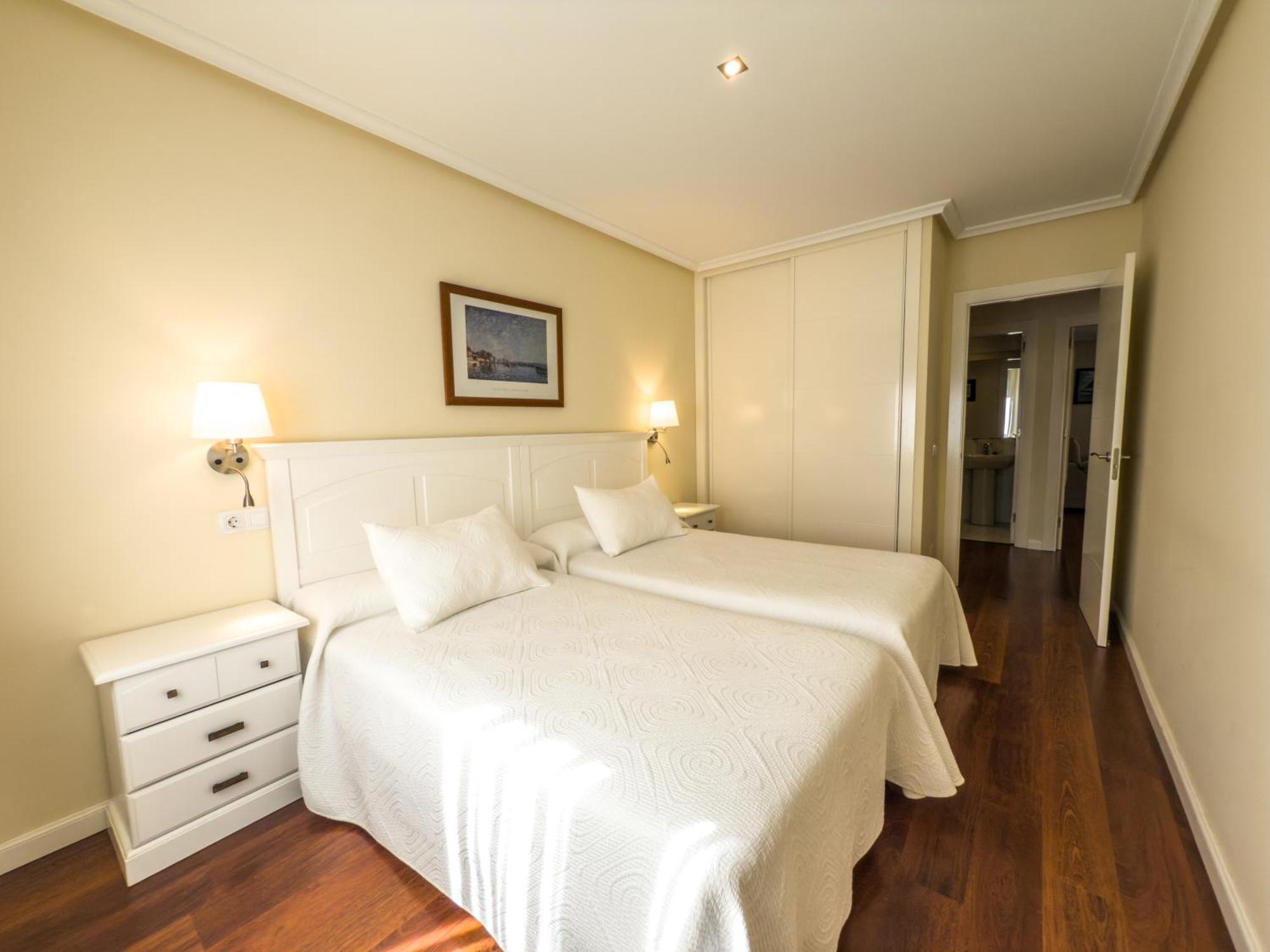 Apartamentos Verdemar Llanes Exteriér fotografie