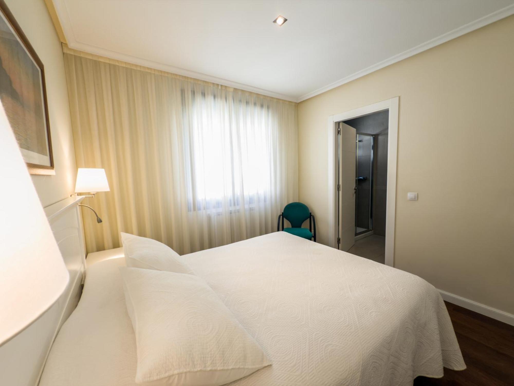 Apartamentos Verdemar Llanes Exteriér fotografie